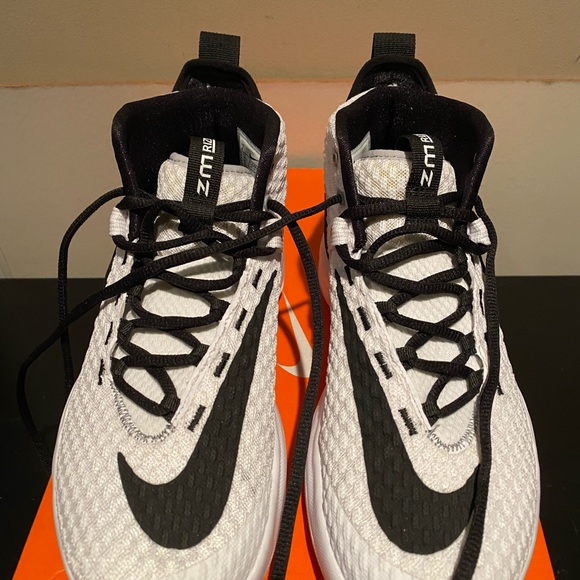 NWB Nike Zoom Rize TB. White and black - Picture 4 of 8